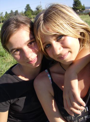 **moi and ma best**